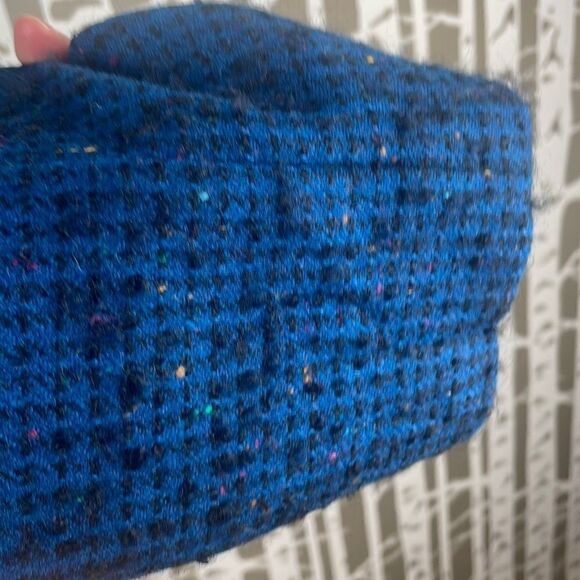 Pendleton 100% Virgin Wool Boucle Textured Plaid Cropped Blazer 10 Blue, Black, - Picture 6 of 11